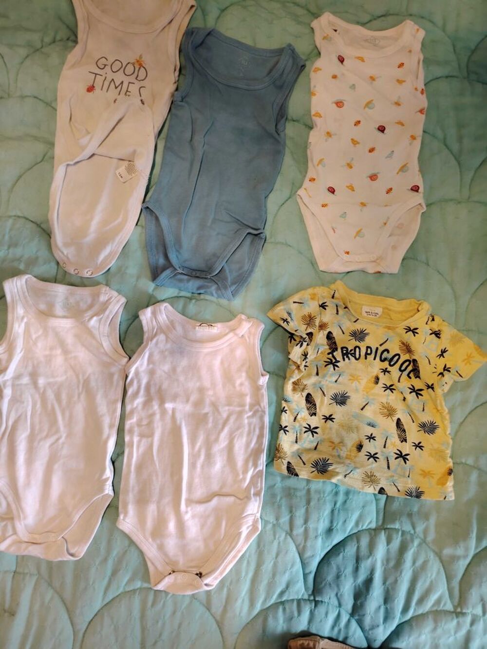 lot v&ecirc;tements gar&ccedil;on 12 mois Puriculture