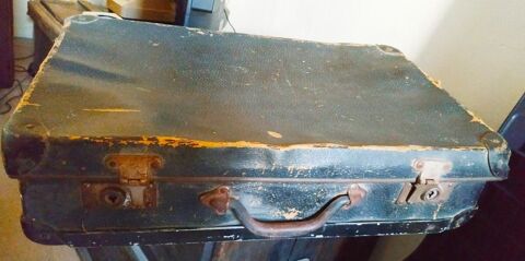 valise ancienne 8 M�jannes-l�s-Al�s (30)