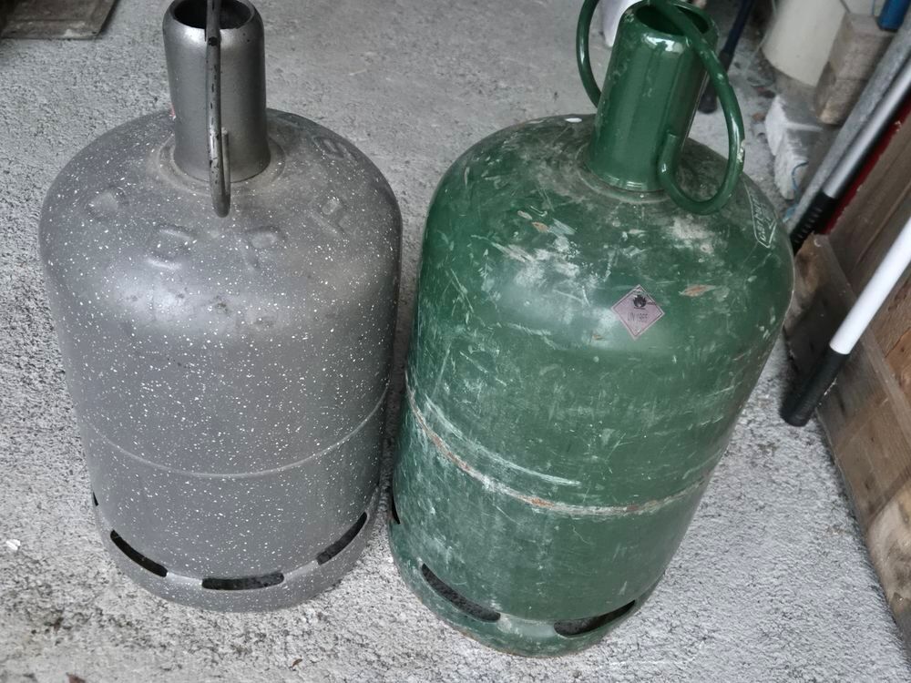 Lot 2 consignes bouteilles 13kg butane propane Electrom�nager