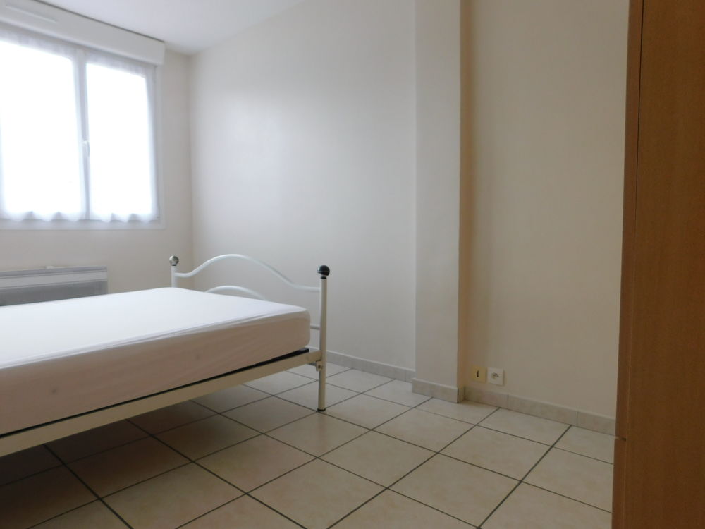 Location Appartement T2 équipé + garage Lille