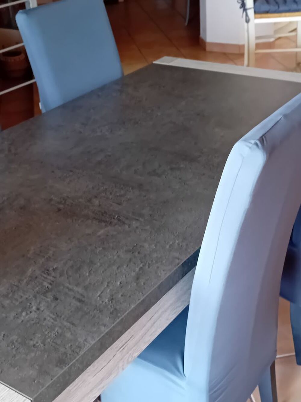 Table et chaises de salle a manger Meubles