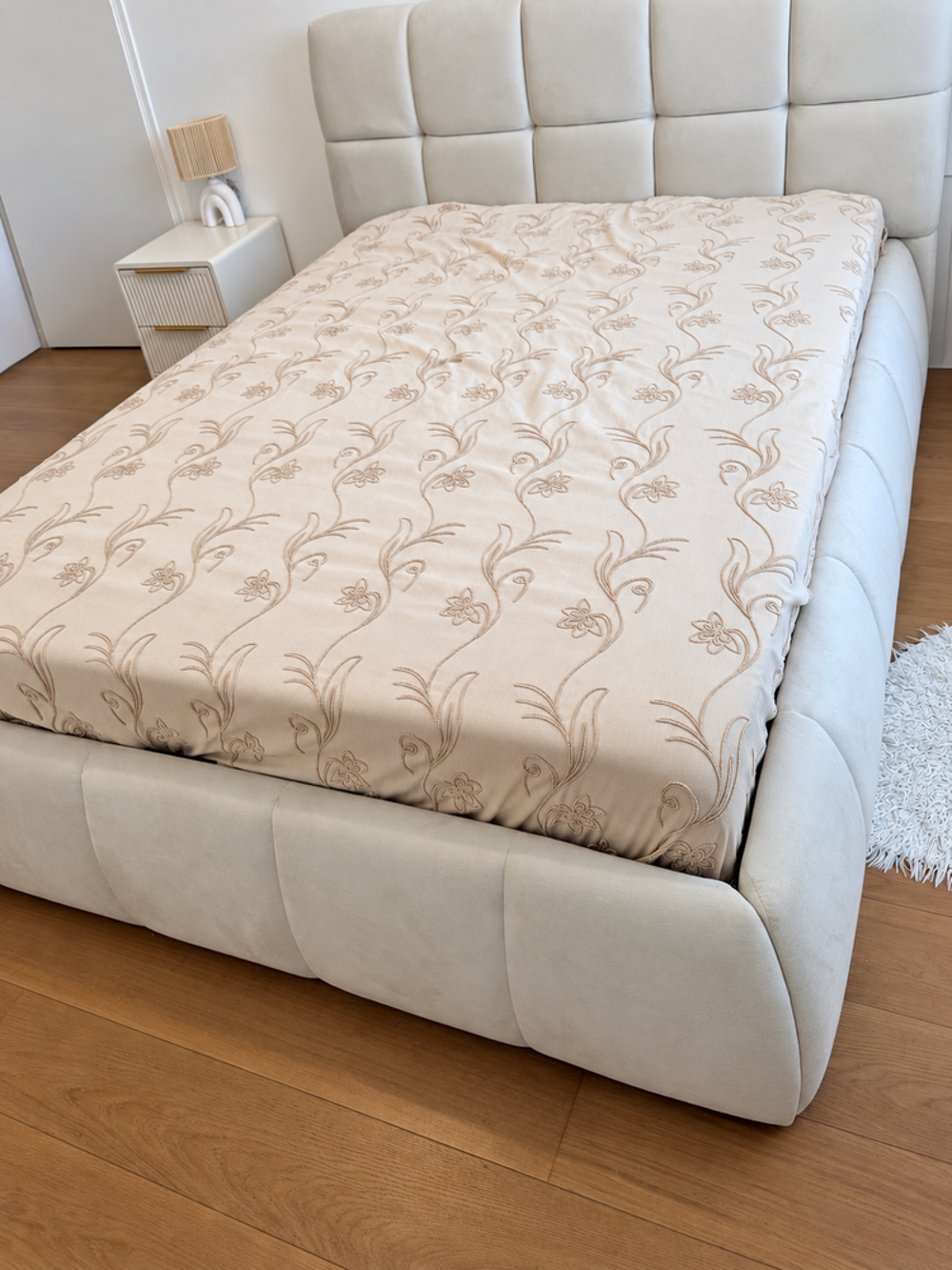 Lit coffre Bubble beige 140 &times; 200 cm + matelas Emma Meubles