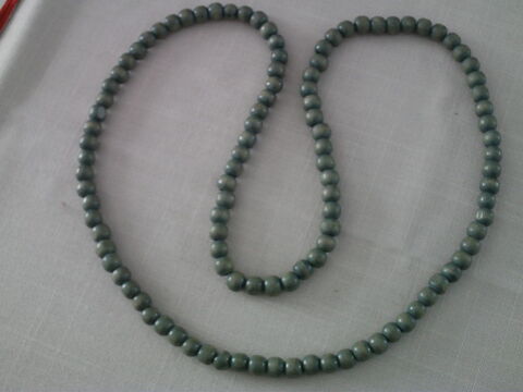 Vieux sautoir perles de bois vert N° 1102 10 Beaune (21)