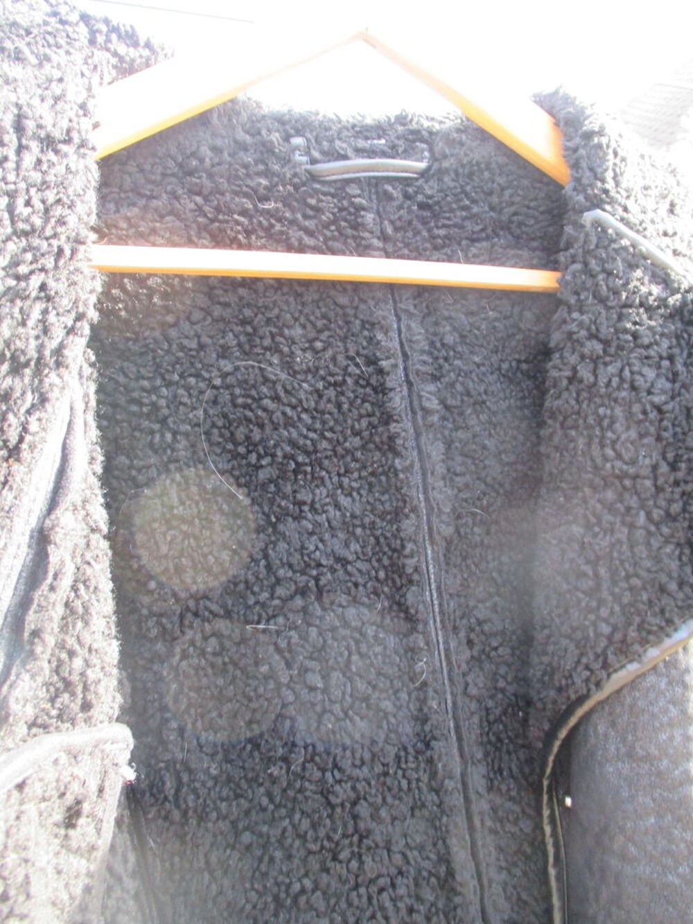 Belle veste en cuir grain&eacute; Vêtements