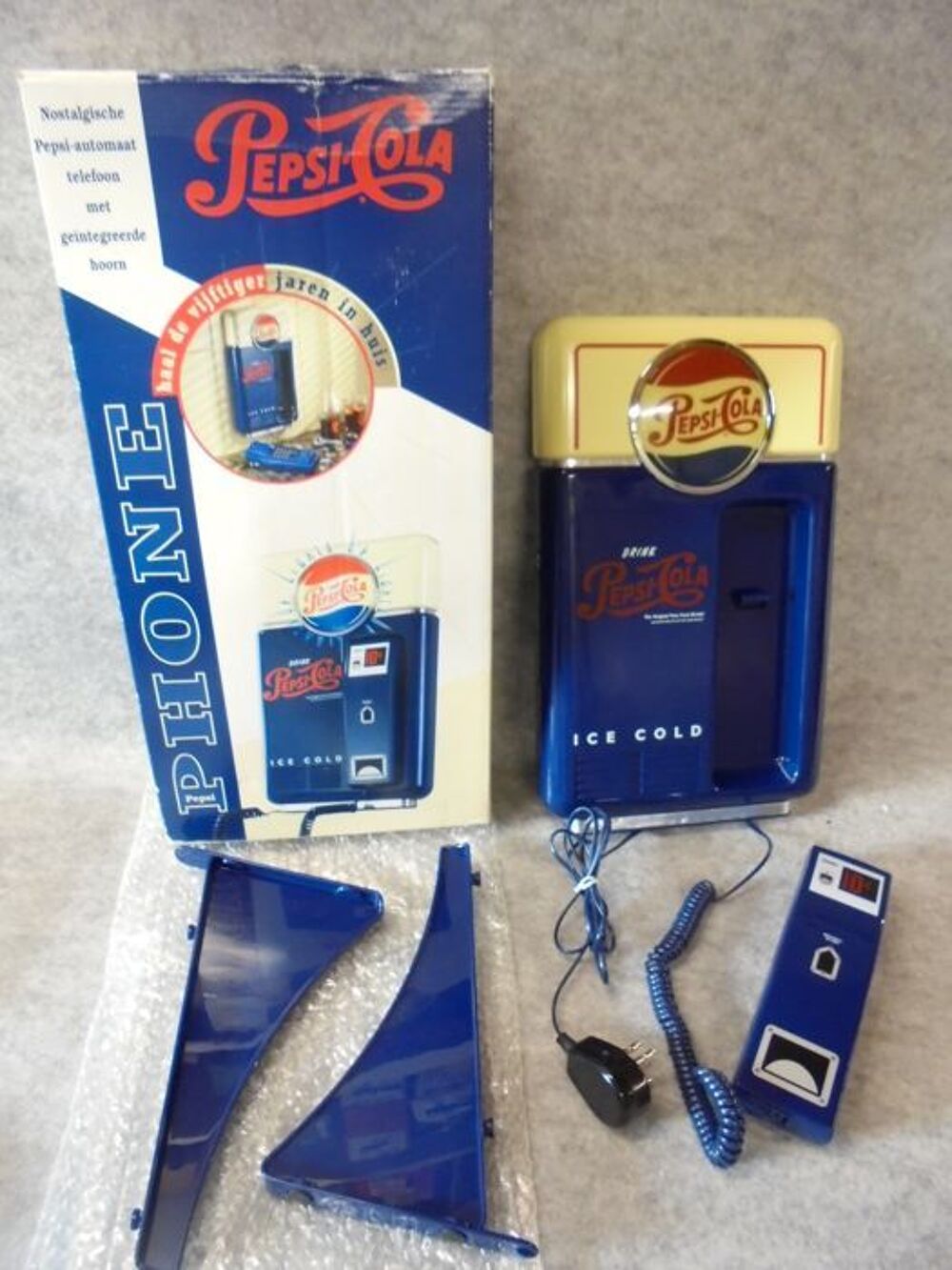 T&eacute;l&eacute;phone Vintage Pepsi-Cola, ann&eacute;es 1990 
