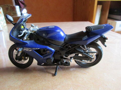 moto yamaha 8 Grenoble (38)