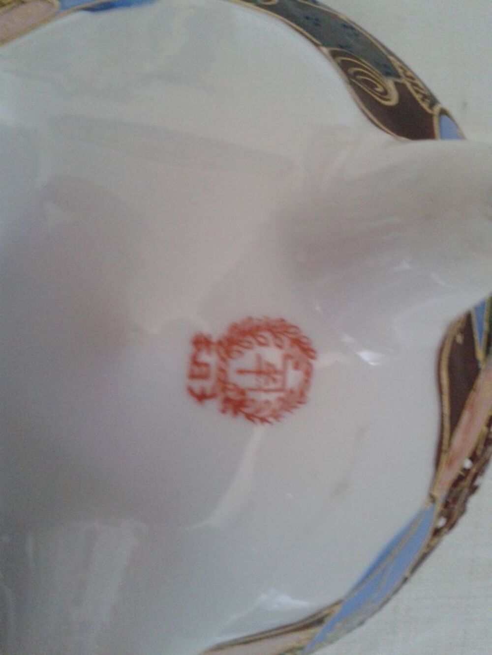 br&ucirc;le parfum ancien en porcelaine du Japon Satsuma Décoration