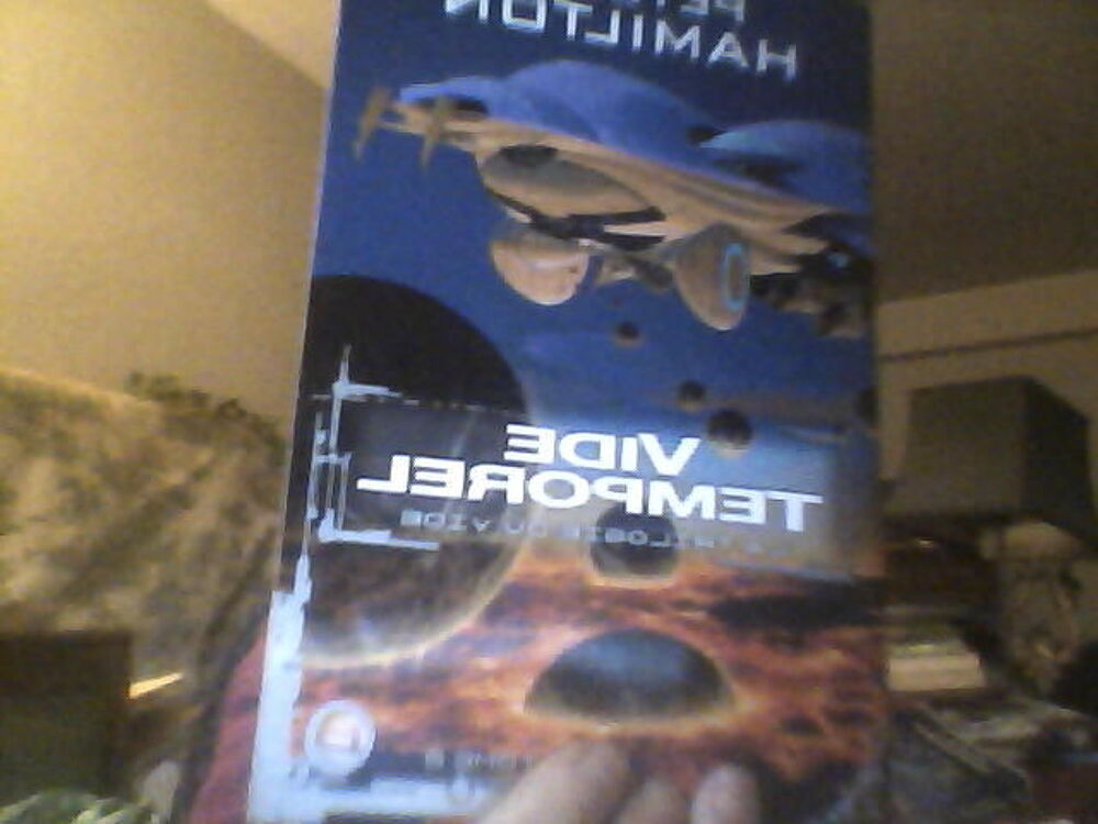 La trilogie du vide Peter F hamilton Livres et BD