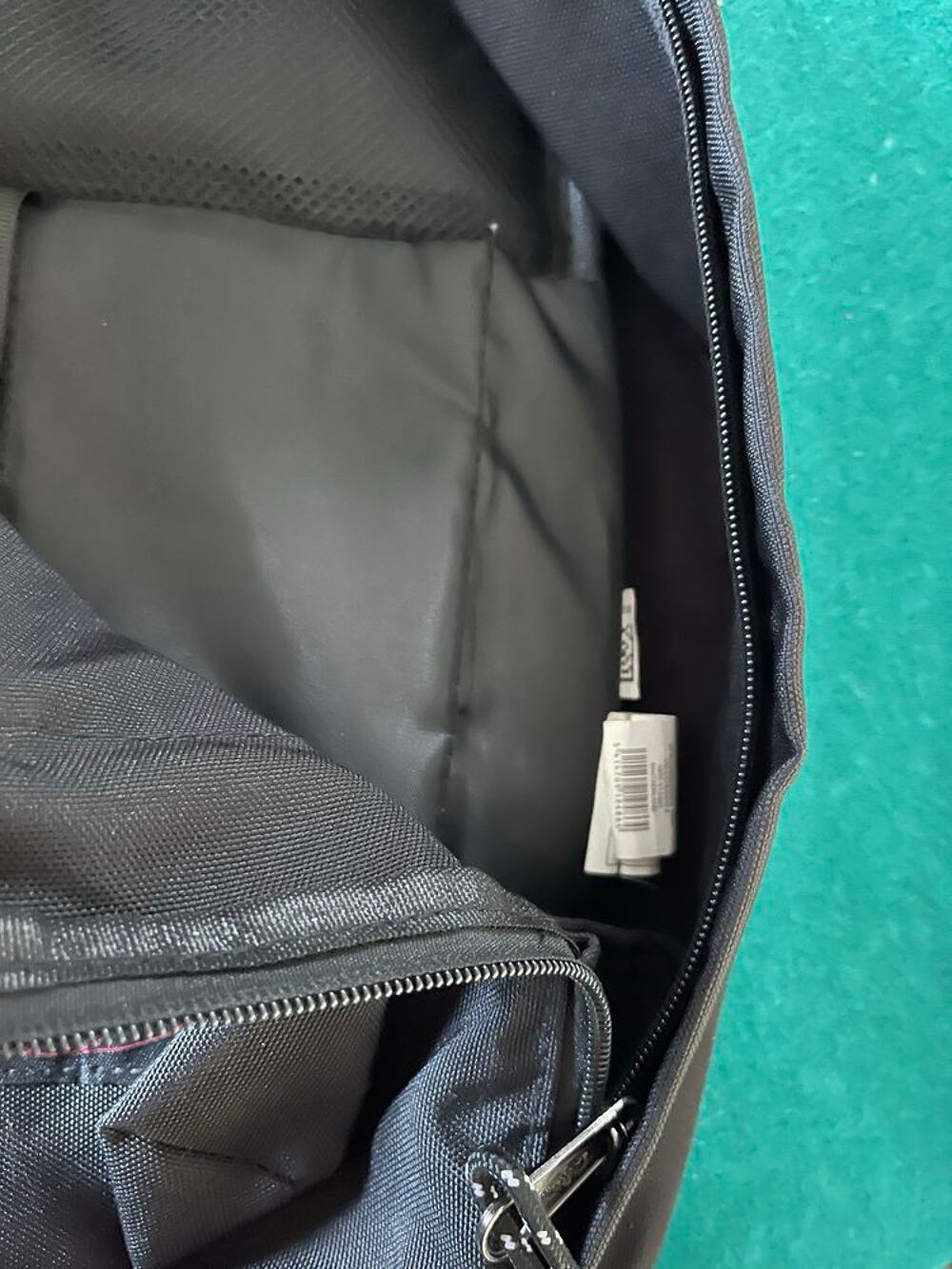 sac a dos eastpak avev compartiments Maroquinerie