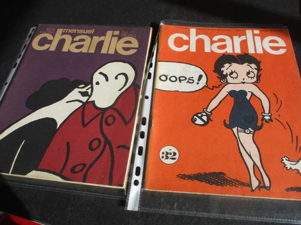 Deux livres CHARLIE Livres et BD