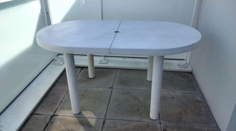 table de jardin Nantes (44)