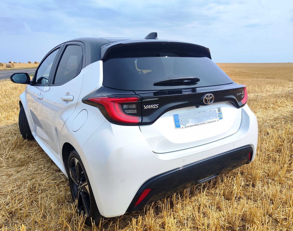 Yaris Hybride 130h Premiere 2024 occasion 14000 Caen