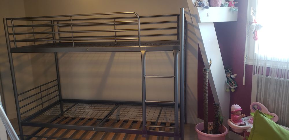 Lits superposes pour 3 couchages Mobilier enfants