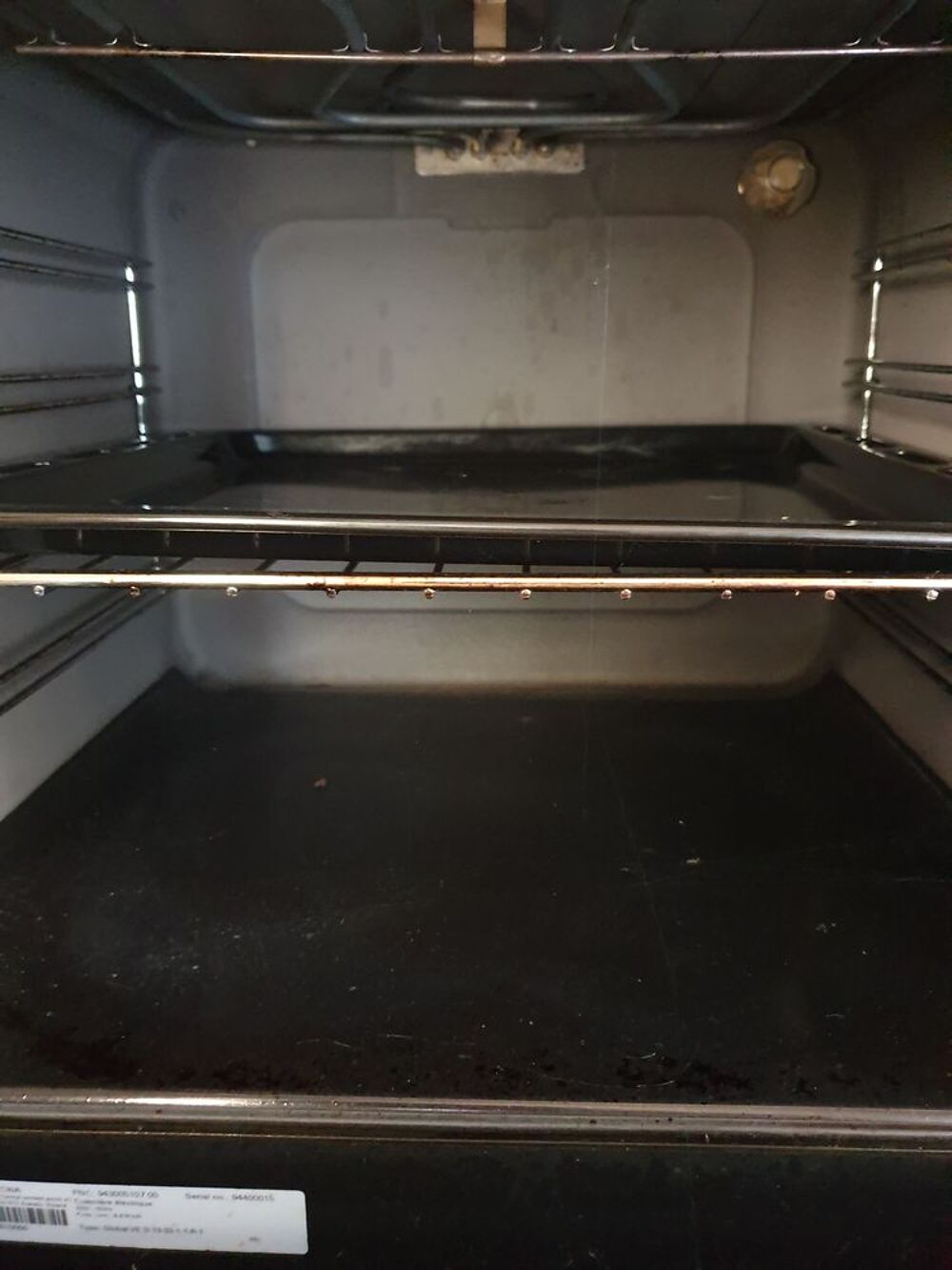 Cuisini&egrave;re vitroc&eacute;ramique Faure Electroménager