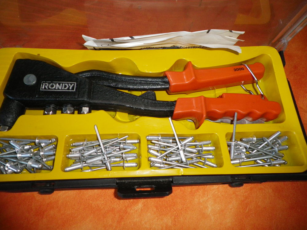coffret pince a riveter Bricolage