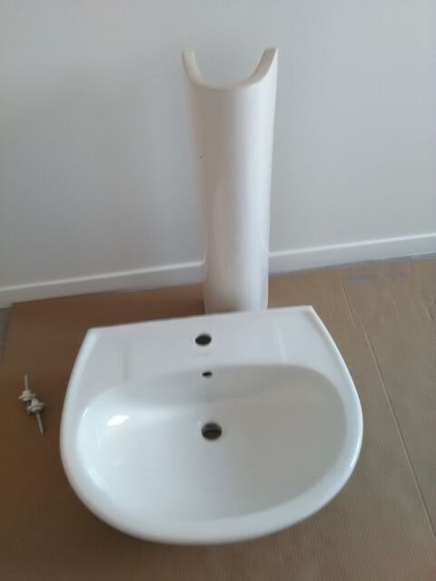 lavabo avec colonne  neuf
30 Vernet (31)