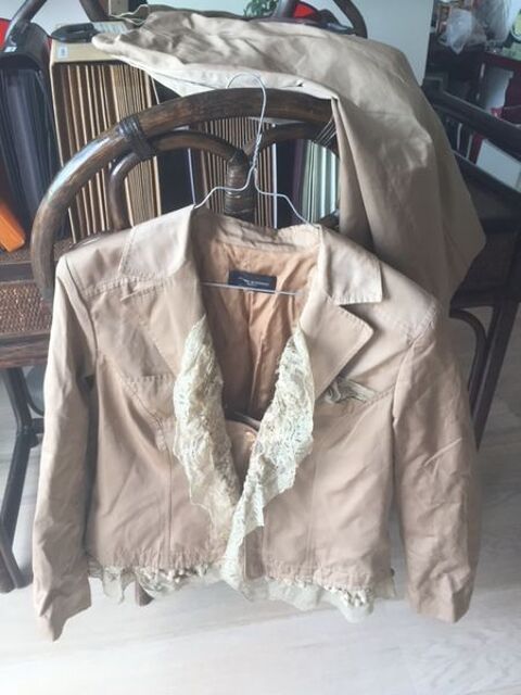 Vtements femme de marque JAVIER SIMORRA 20 La Plaine St Denis (93)