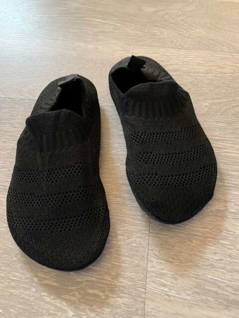 Chaussons Neufs T. 26/27 Saguaro 10 Courdimanche-sur-Essonne (91)