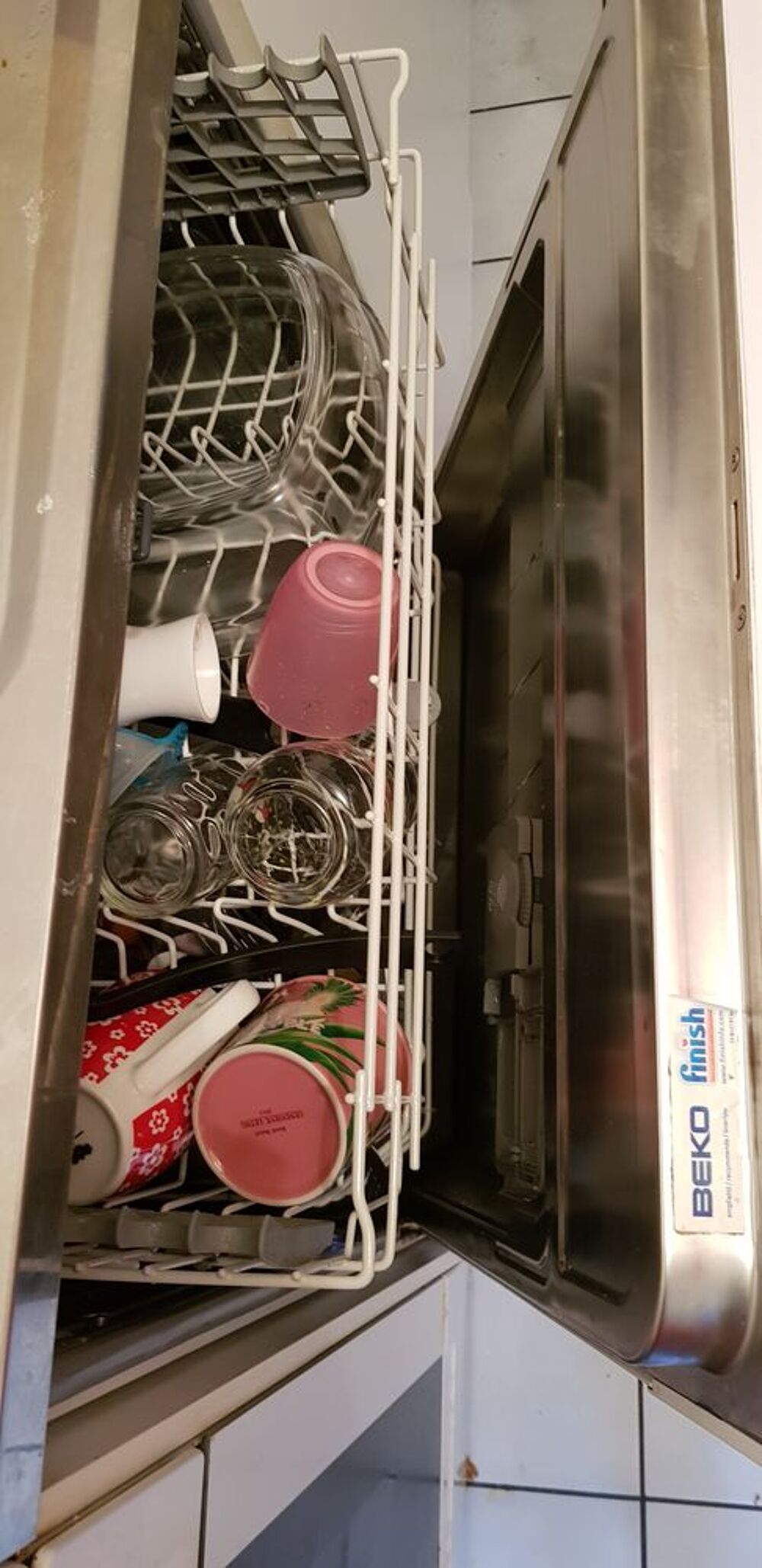 lave-vaisselle 12 couverts marque Beko Electromnager