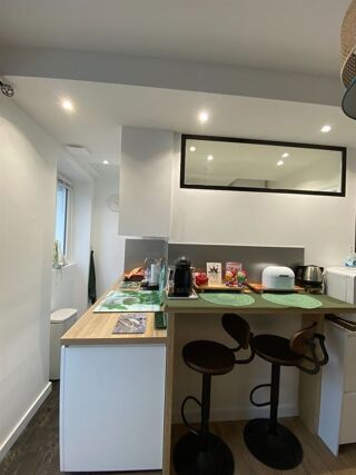  Appartement à louer 2 pièces 27 m²