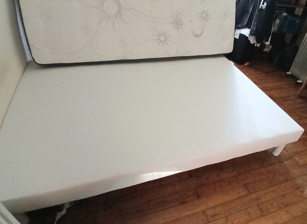 LIT DOUBLE Matelas + sommier tapissier 140*190 TRES BON ETAT Meubles