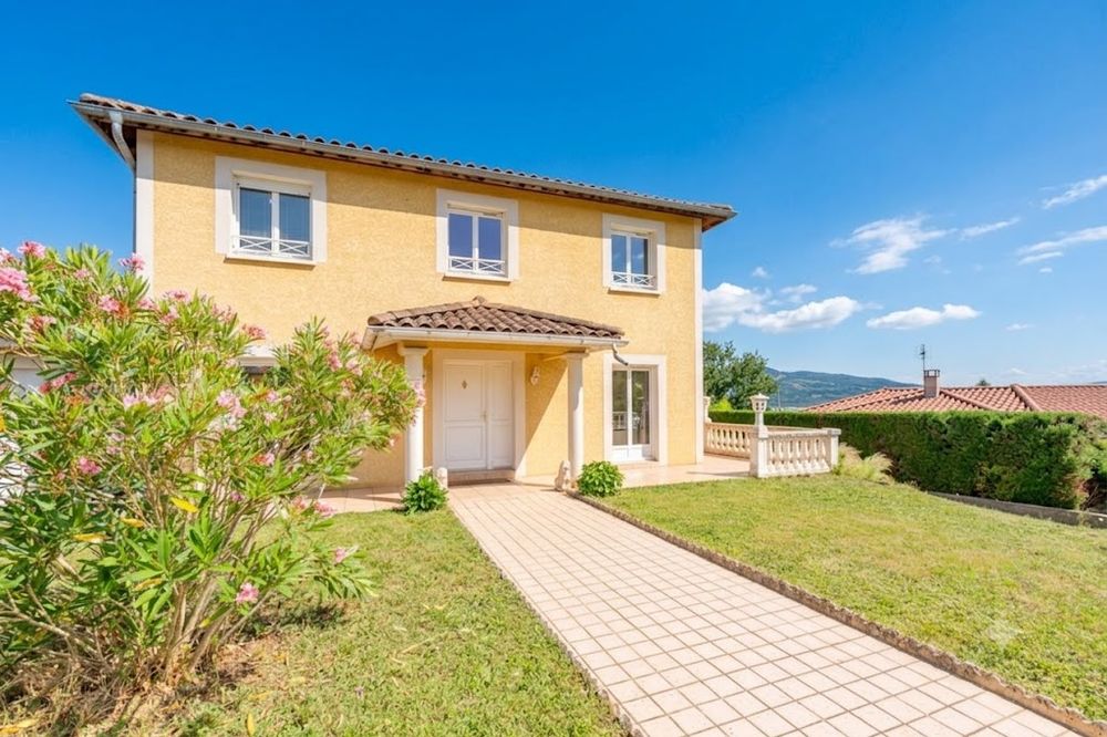 à vendre  Maison Genay (69730)