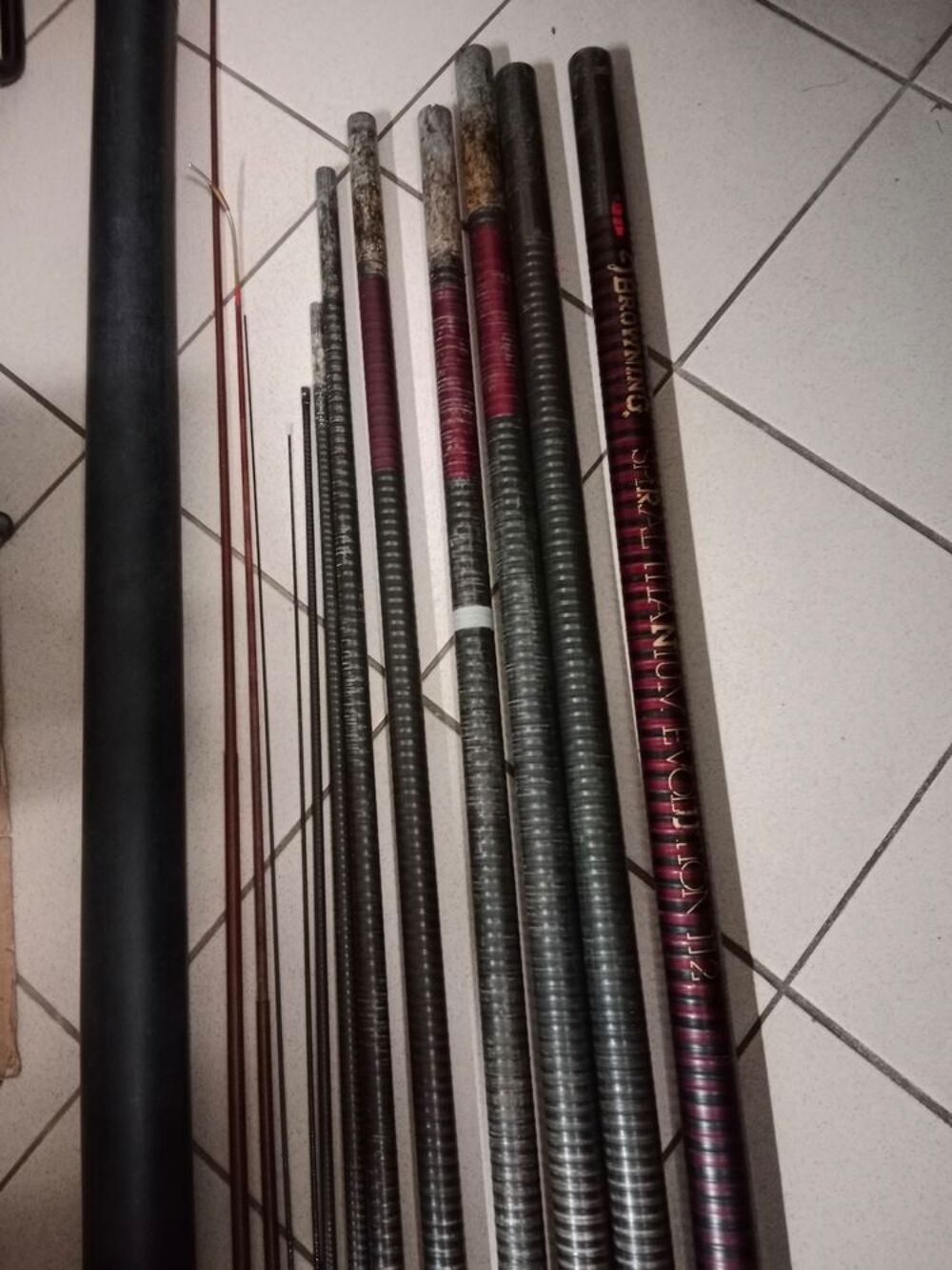 Lot de mat&eacute;riels de p&ecirc;che au coup. Sports