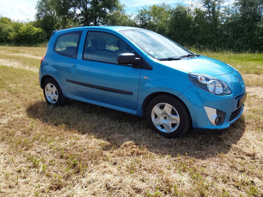 Twingo II 1.2 LEV 16v 75 eco2 Authentique Euro 5 2011 occasion 38080 Saint-Marcel-Bel-Accueil