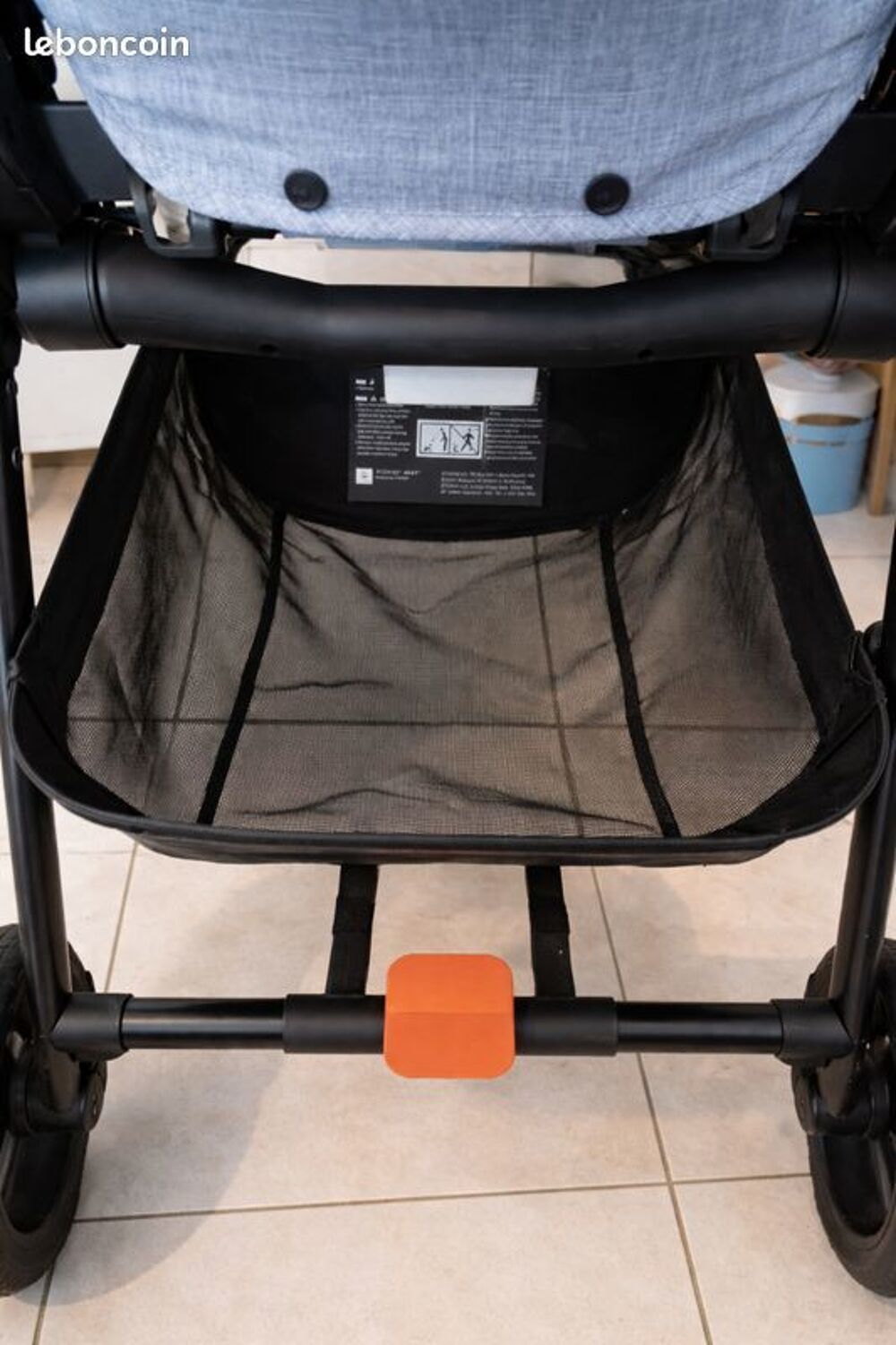 Poussette Stokke Beat bleu Puériculture