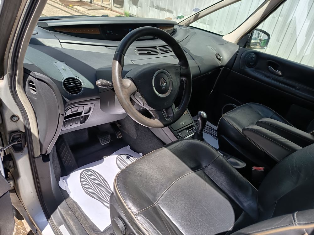 Grand Espace 2.0 dCi - 150 FAP Initiale A 2009 occasion 91100 Corbeil-Essonnes