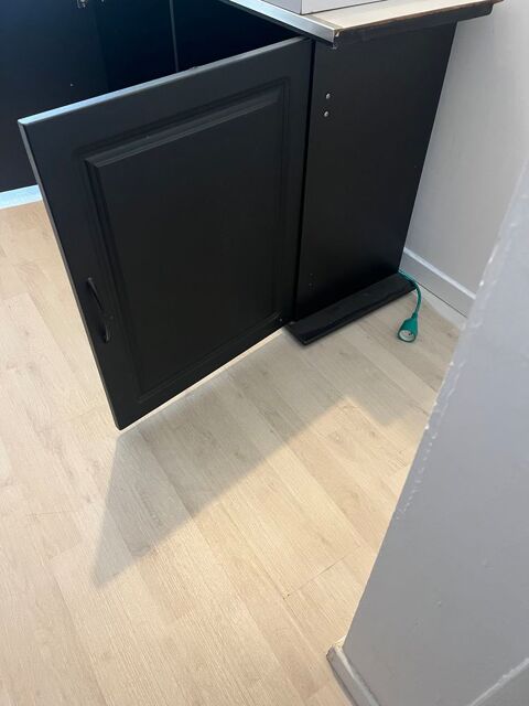 meuble bas noir 20 Cerisiers (89)