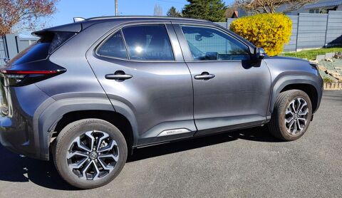 Toyota Yaris Cross Hybride 116h 2WD Collection 2023 occasion Montceau-les-Mines 71300