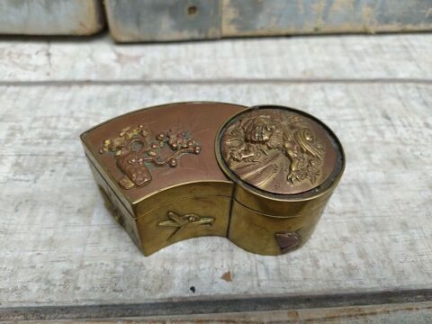 Boite Encrier Laiton et Cuivre D�cor Insectes Japon XIX�me 180 Loches (37)