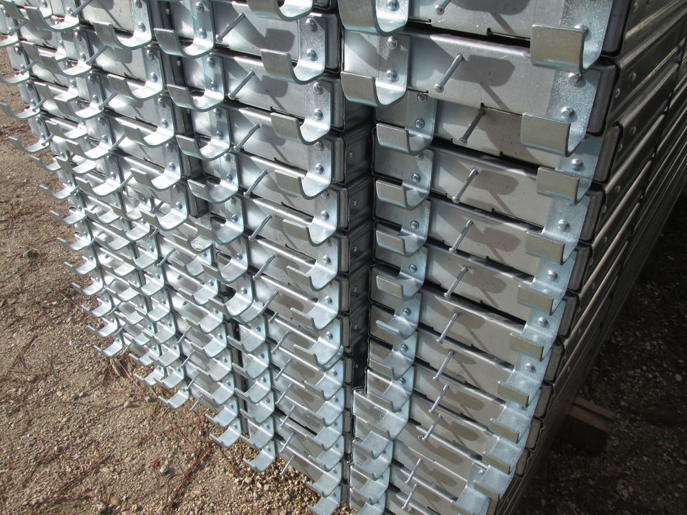 ECHAFAUDAGE complet Fixe base Niveau Sol Possibilit&eacute; Emboitable et/ou Roulant - RUPTURE DE STOCK Bricolage
