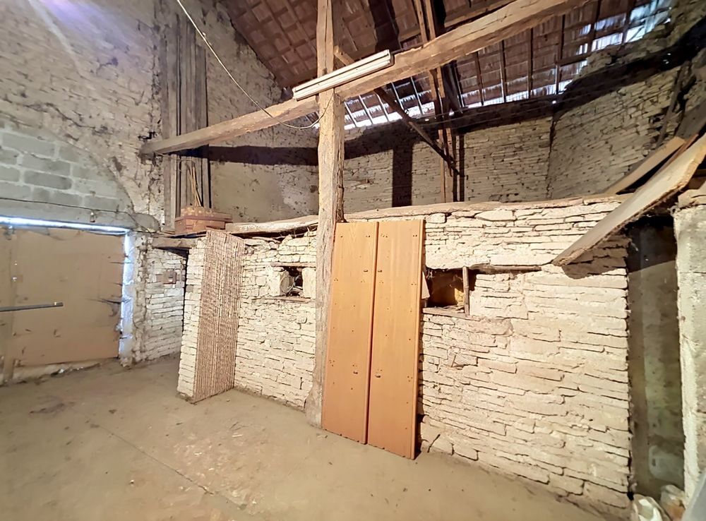 Vente Maison GROS POTENTIEL  MAISON EN PIERRE XIX SIÈCLE a renover Boult