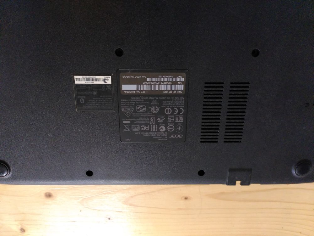 Acer Aspire ES1-331-C65R Celeron N3050 - Pour pi&egrave;ces Matériel informatique