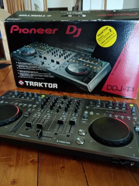 DJ controler Pioneer Traktor 250 Besn� (44)