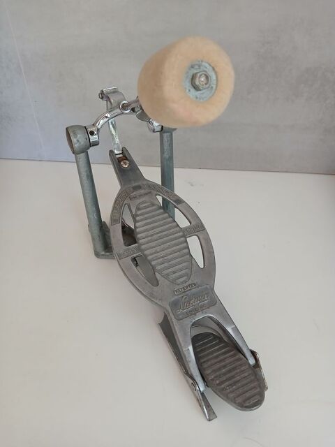 Pdale de Grosse caisse Batterie acoustique 165 Orgon (13)