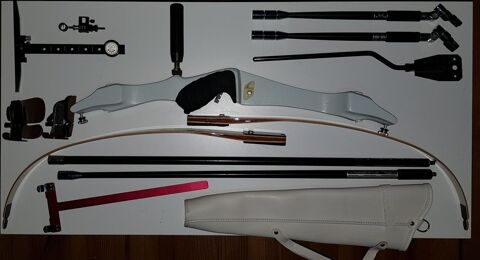 Lot d'arcs pour loisir ou competition 500 Villemoustaussou (11)