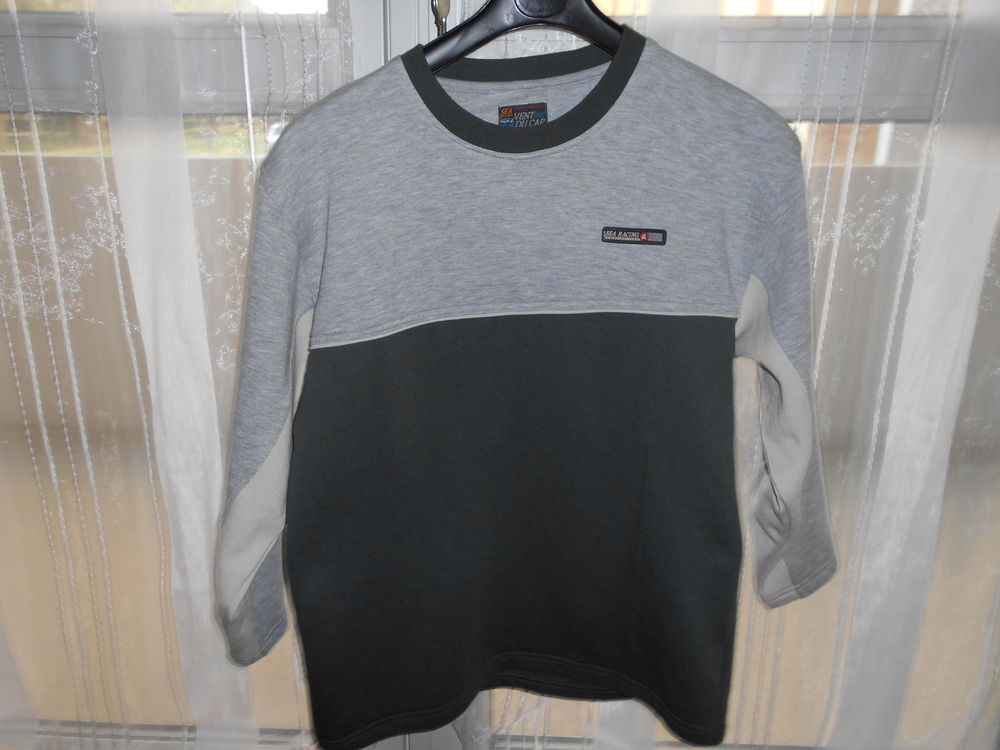 Sweat gar&ccedil;on 14 ans parfait &eacute;tat Vêtements enfants
