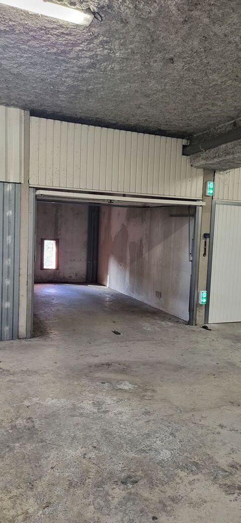  Parking / Garage � louer 14 m�