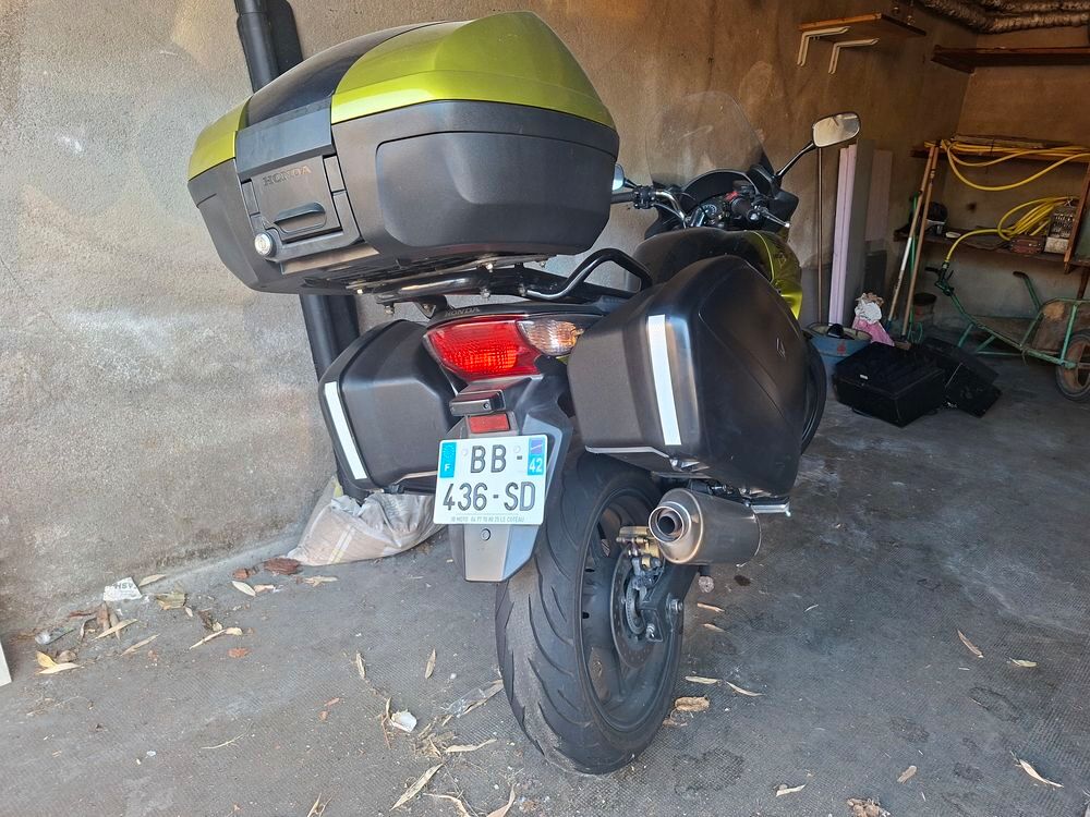 HONDA 2010 occasion 42300 Roanne