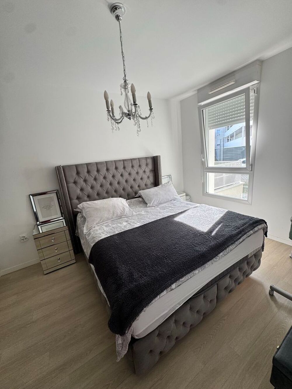 chambre compl&egrave;te Meubles