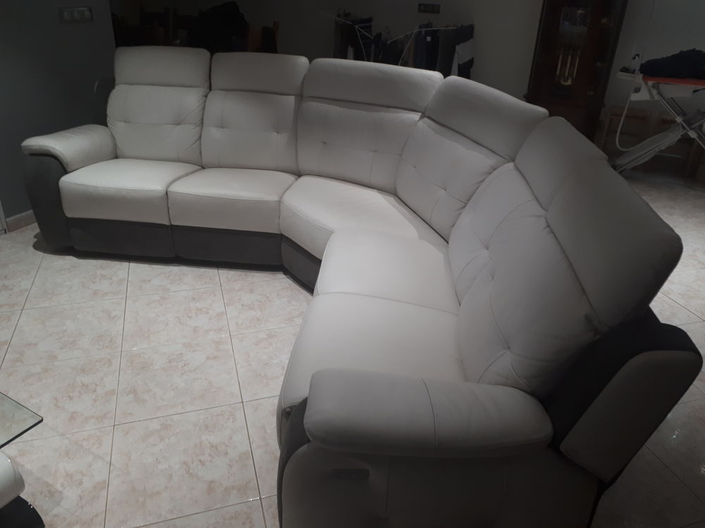 Canap&eacute; cuir et tissus Meubles