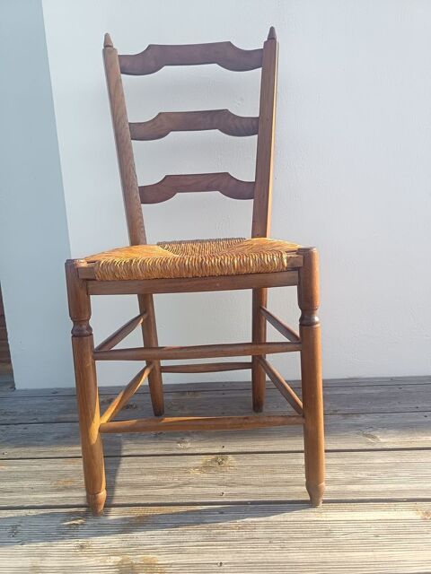 Lot de quatre chaises rustique 120 Corneville-sur-Risle (27)