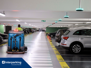  Parking / Garage à louer 12 m² Paris