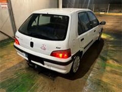 106 1.1i Color Line 2000 occasion 11120 Ginestas