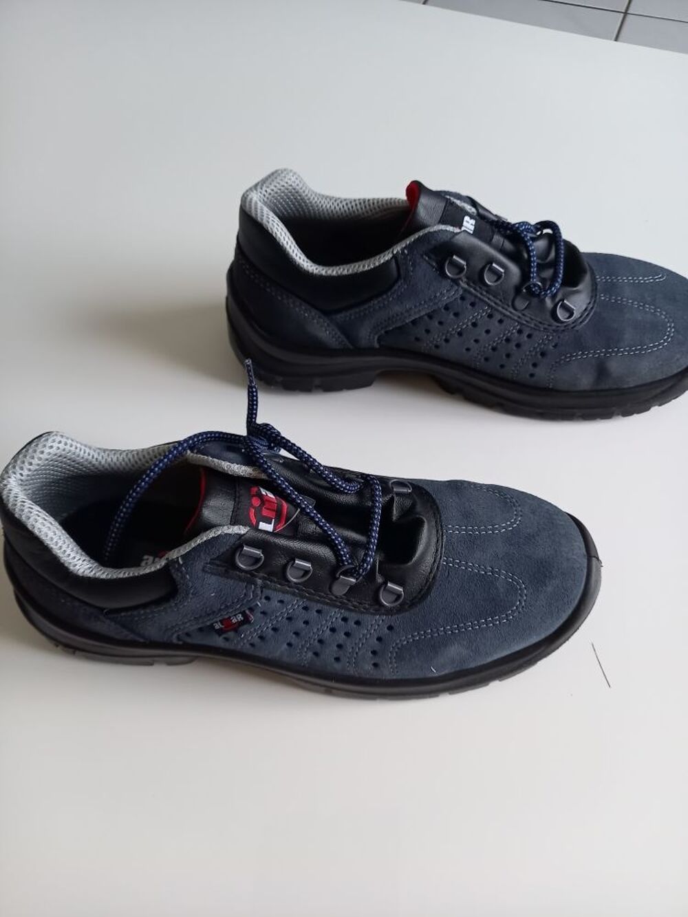 chaussures de s&eacute;curit&eacute; homme 43 Chaussures