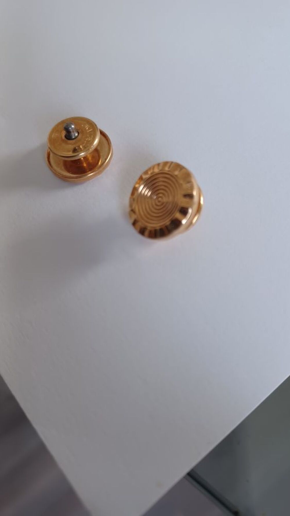 4 paires de bouton de machette en plaque or 18 carat Bijoux et montres