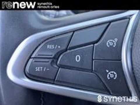 Clio V Clio E-Tech full hybrid 145 Evolution 2023 occasion 13200 Arles